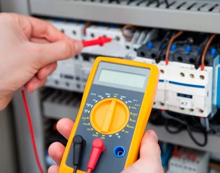 Eduardo Carro Electricidad Instalador Autorizado – electricista en Cádiz