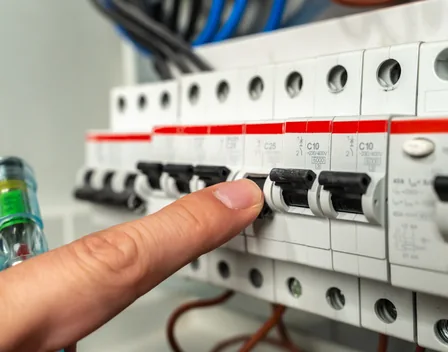 ELECTRICISTA TORREDEMBARRA PROELECTRIC – electricista en Torredembarra