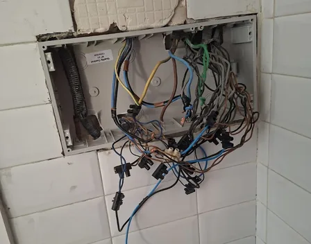 ELECTRICISTA URGENTE LOS ÁNGELES – electricista en Alicante